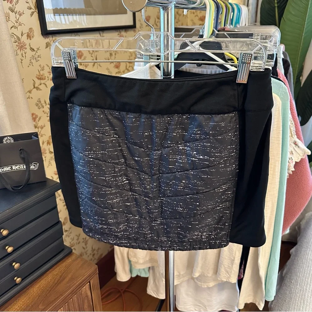 SmartWool smartloft black skirt sz s - Picture 3 of 4